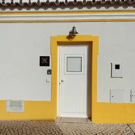 Maria's Village * تافيرا
