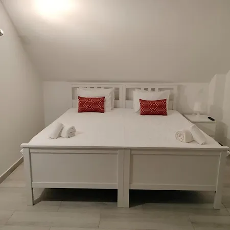 Maria's Village * タヴィラ