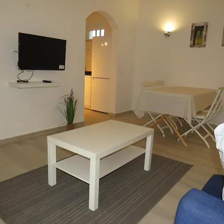 ホリデーパーク Maria's Village タヴィラ